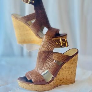 Stuart Weitzman Safety Wedge Toffee Size 8